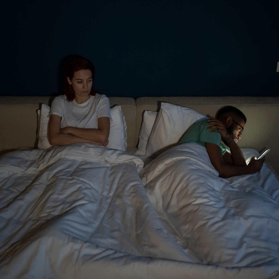 Gelozia și nesiguranța în relație: Cum le poți gestiona eficient?